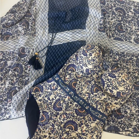 Tory Burch One Piece Swimsuit Size Medium And Cover Up - Picture 2 of 14